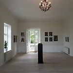 Hesede Hovedgard Oda ve Kahvaltı Haslev