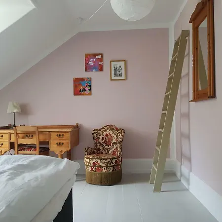 Hesede Hovedgård Bed & Breakfast 3*